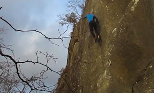 Free-Solo Climber Falls to Ground