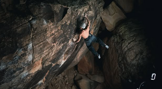 Galla Goes V17: Shaolin Falls in Red Rock