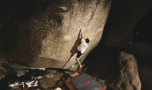 Ryuichi Murai Climbs Floatin V16